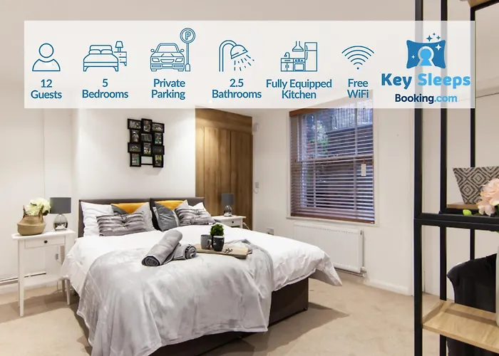 Large House - Contractors & Families & Private Parking