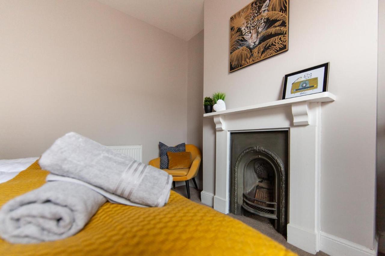 Holiday home Large House - Contractors & Families & Private Parking